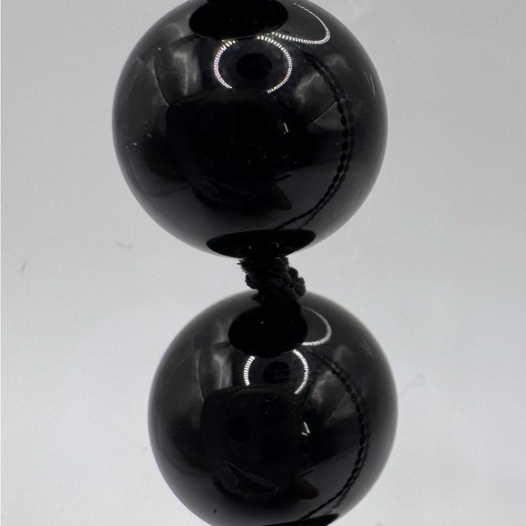Vintage Hand-knotted Black Onyx Necklace | Polished Gemstone Beads| Classic - Picture 5 of 9